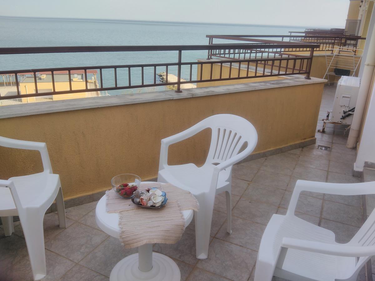 Grand Midia Resort, Sky Level Apartments Aheloi Exterior foto
